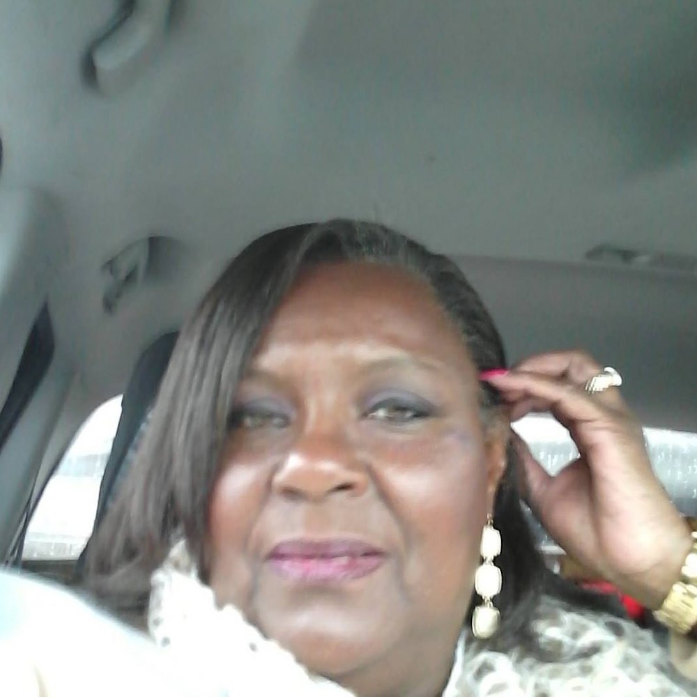 Meet your Posher, Cynthia b.